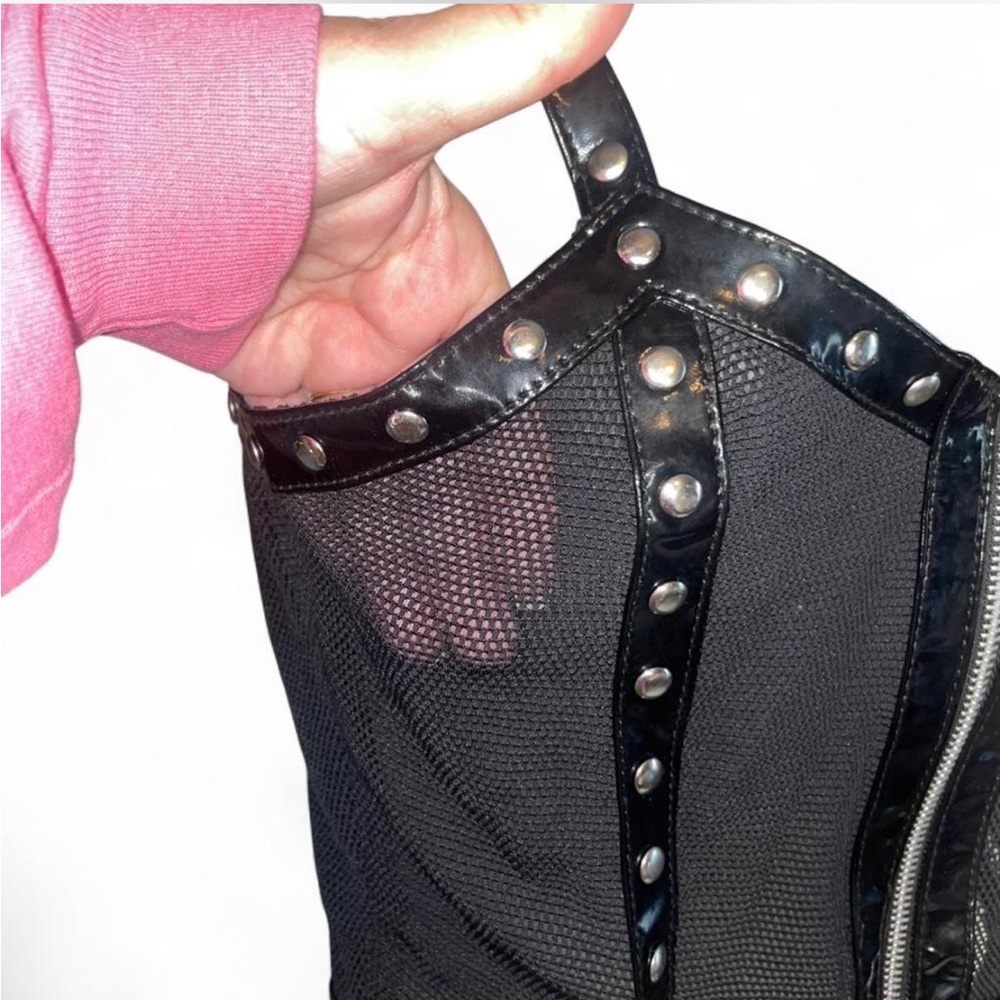 Elegant Moments Patent Leather Mesh Corset with Silver Studded M - Picture 3 of 11